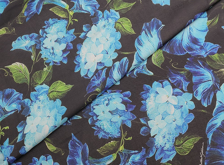Фото ткани Шифон тип Dolce&Gabbana с цветами, цвет - синий, черный