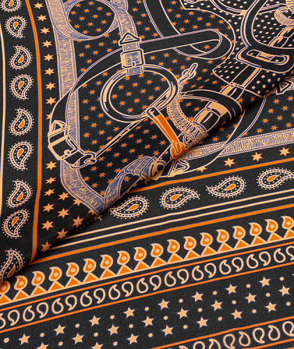 Шелковый платок тип  Hermes (купон), цвет - черный, оранжевый. Изображение 1