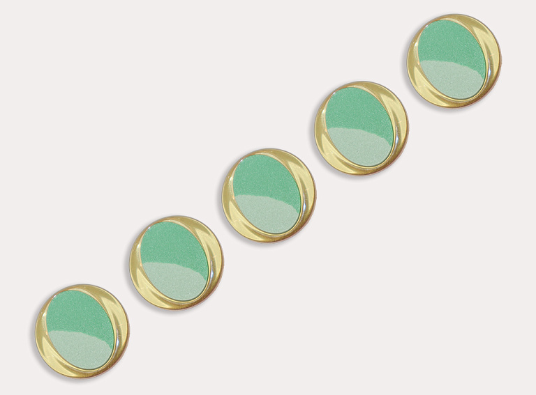 Фото ткани Пуговица пластиковая, цвет - зеленый