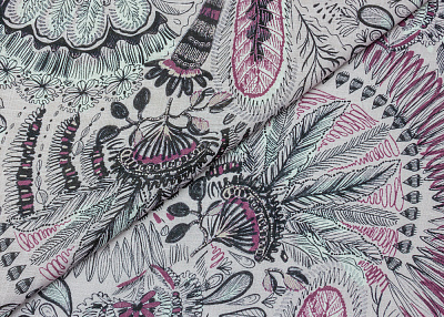 Фото ткани Льняная ткань с рисунком, цвет - розовый и черный