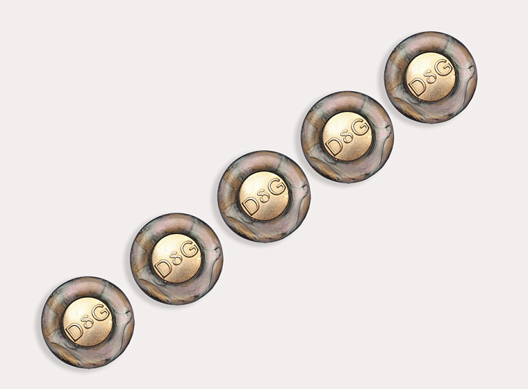 Фото ткани Пуговица круглая тип Dolce&Gabbana, цвет - серый