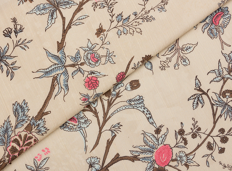 Фото ткани Батист тип Etro, цвет - бежевый, розовый, коричневый, голубой, цветы