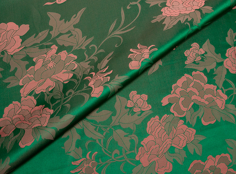 Фото ткани Натуральный шелк с вискозой, цвет - зеленый, розовый, цветы