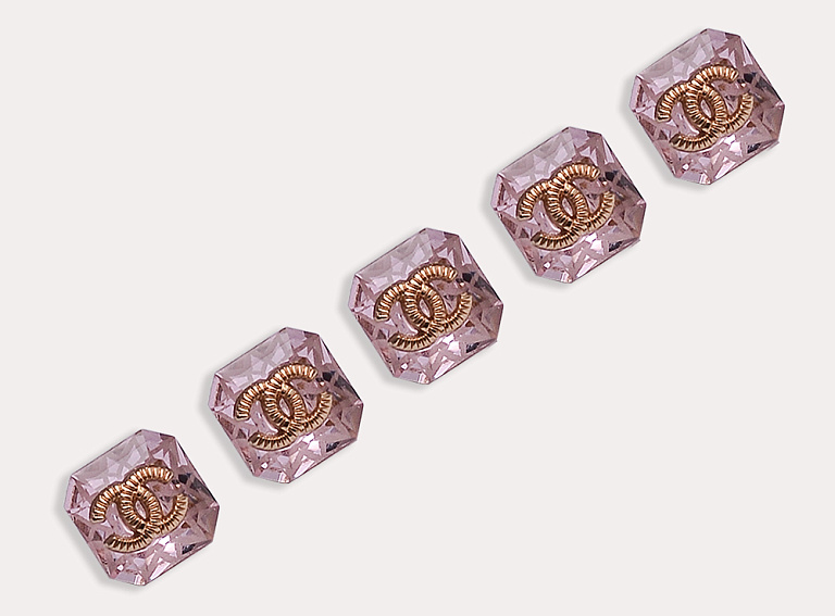 Фото ткани Пуговица тип Chanel, цвет - розовый