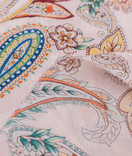 Натуральный шелк тип Etro, цвет - розовый, пейсли. Изображение 2