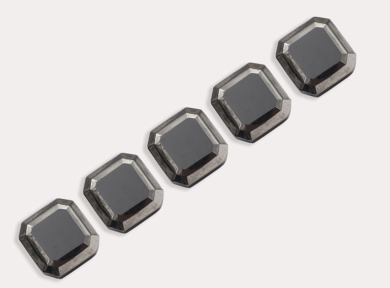 Фото ткани Пуговица (пластик), цвет - черный