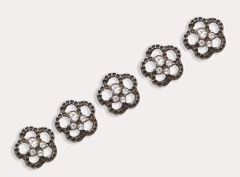 Фото ткани Пуговица в форме цветка (металл), цвет - серебро