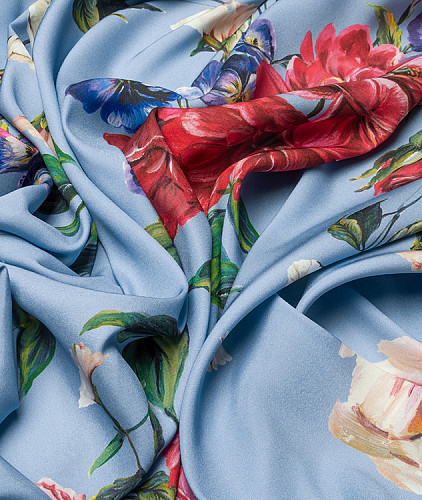 Натуральный шелк тип Dolce&Gabbana с цветами, цвет - голубой, розовый, зеленый, синий. Изображение 3
