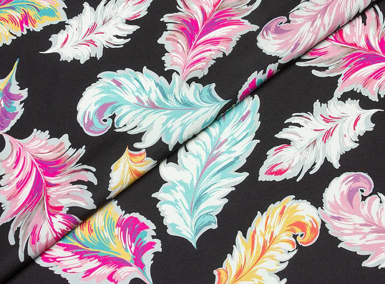 Фото ткани Натуральный шелк тип Chanel с перьями, цвет - черный