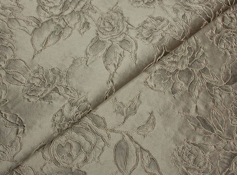 Фото ткани Ткань матлассе, цвет - бежевый, черный, цветы