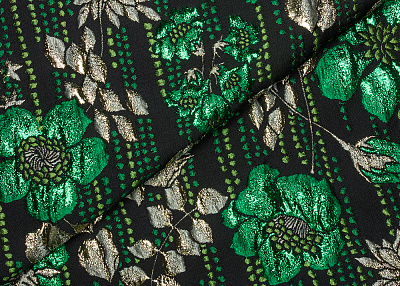 Фото ткани Матлассе тип Prada с люрексом, цвет -  черный, зеленый, золотой, цветы