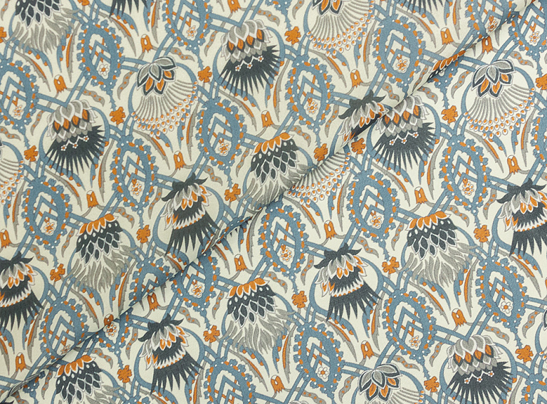 Фото ткани Натуральный шелк (пончо) тип Loro Piana (купон), цвет - голубой, молочный