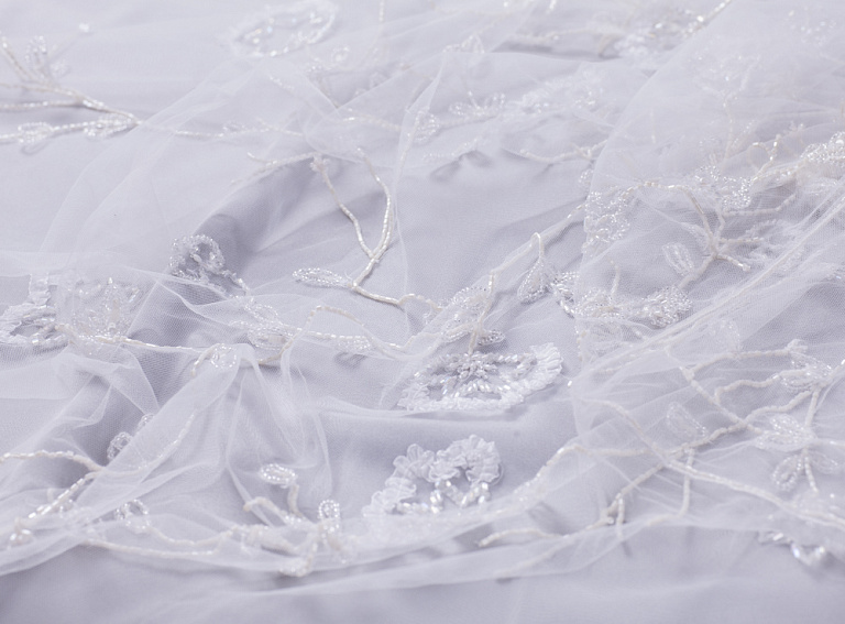 Фото ткани Вечерняя ткань со стеклярусом, цвет - белый